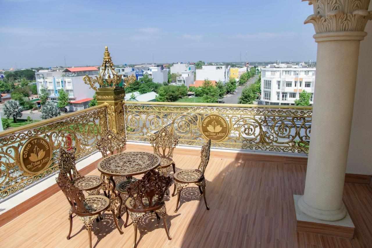 Tri Tam Hotel - Khach San Tri Tam Ben Luc Eksteriør billede