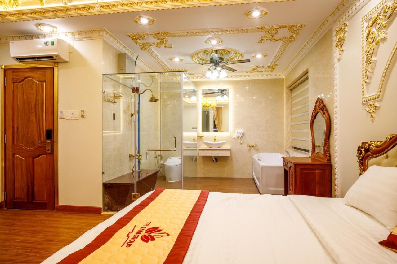 Tri Tam Hotel - Khach San Tri Tam Ben Luc Eksteriør billede