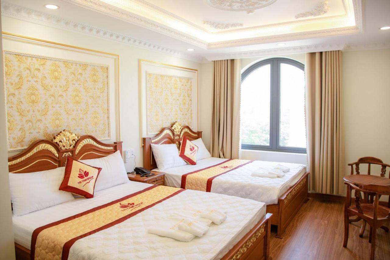 Tri Tam Hotel - Khach San Tri Tam Ben Luc Eksteriør billede